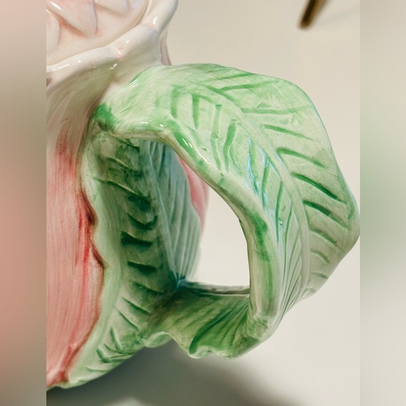 The Bombay Company’s Gerber Teapot - Picture 5 of 9